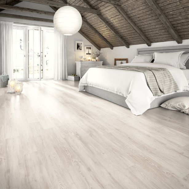 Egger Home AC4/32 8 mm Classic Castaño Piagola Blanco EHL129