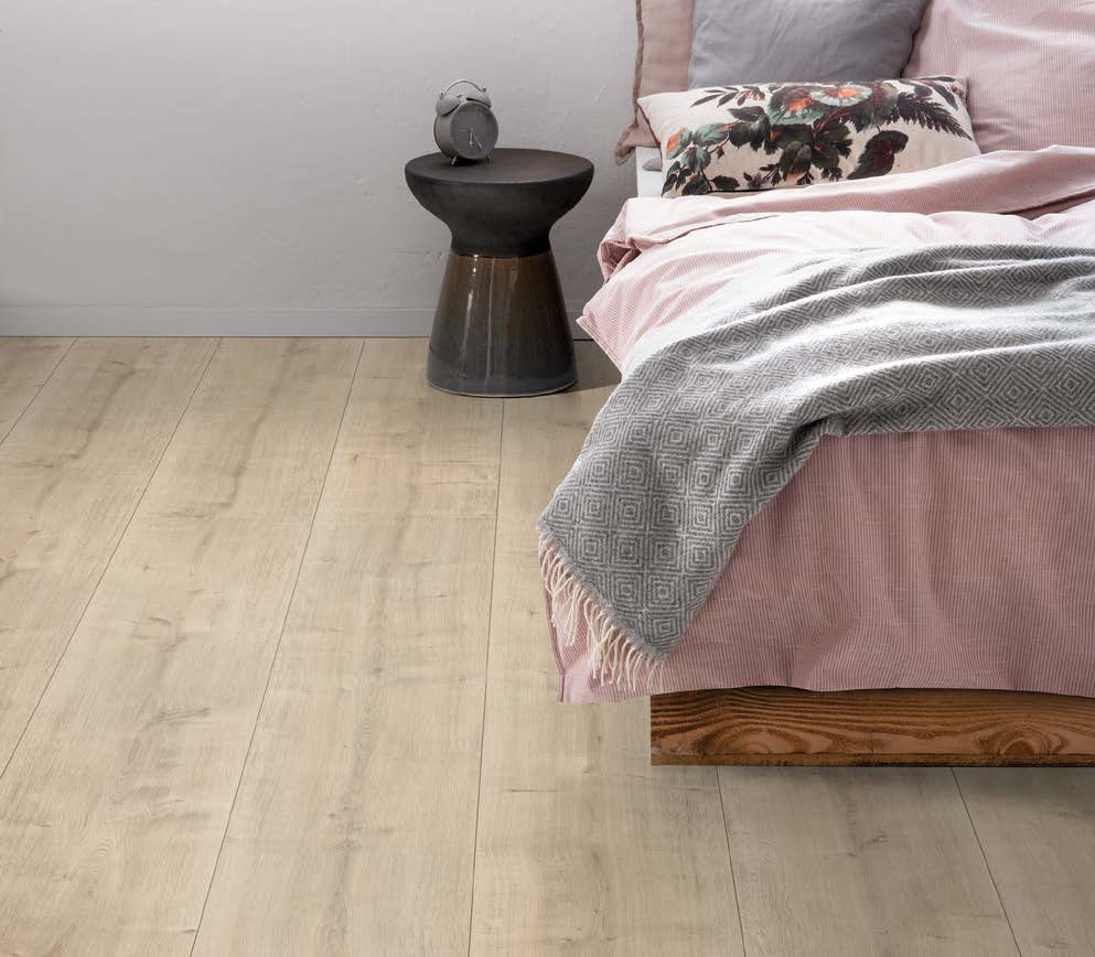 Egger Pro AC4/32 8 mm Kingsize Roble Hamilton Crema EPL107 - 2V