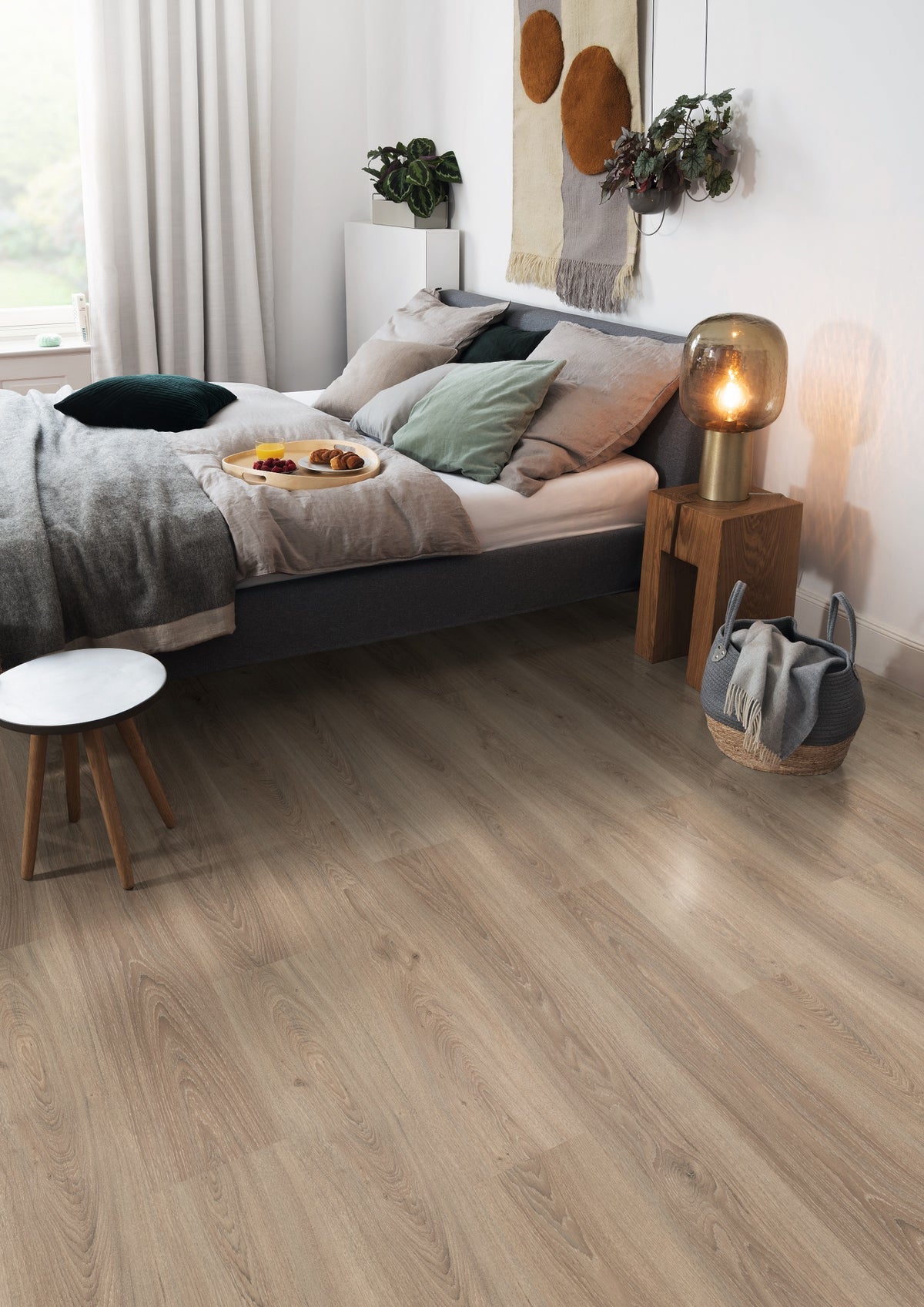 Egger NatureSense AC4/32 8 mm Classic Roble Amiens Claro EL2730