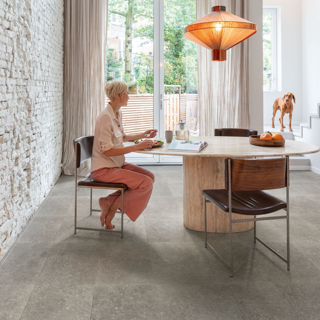 Suelo Laminado Quick-Step Muse Arenisca Azul Oscuro MUS5485 - ambiente