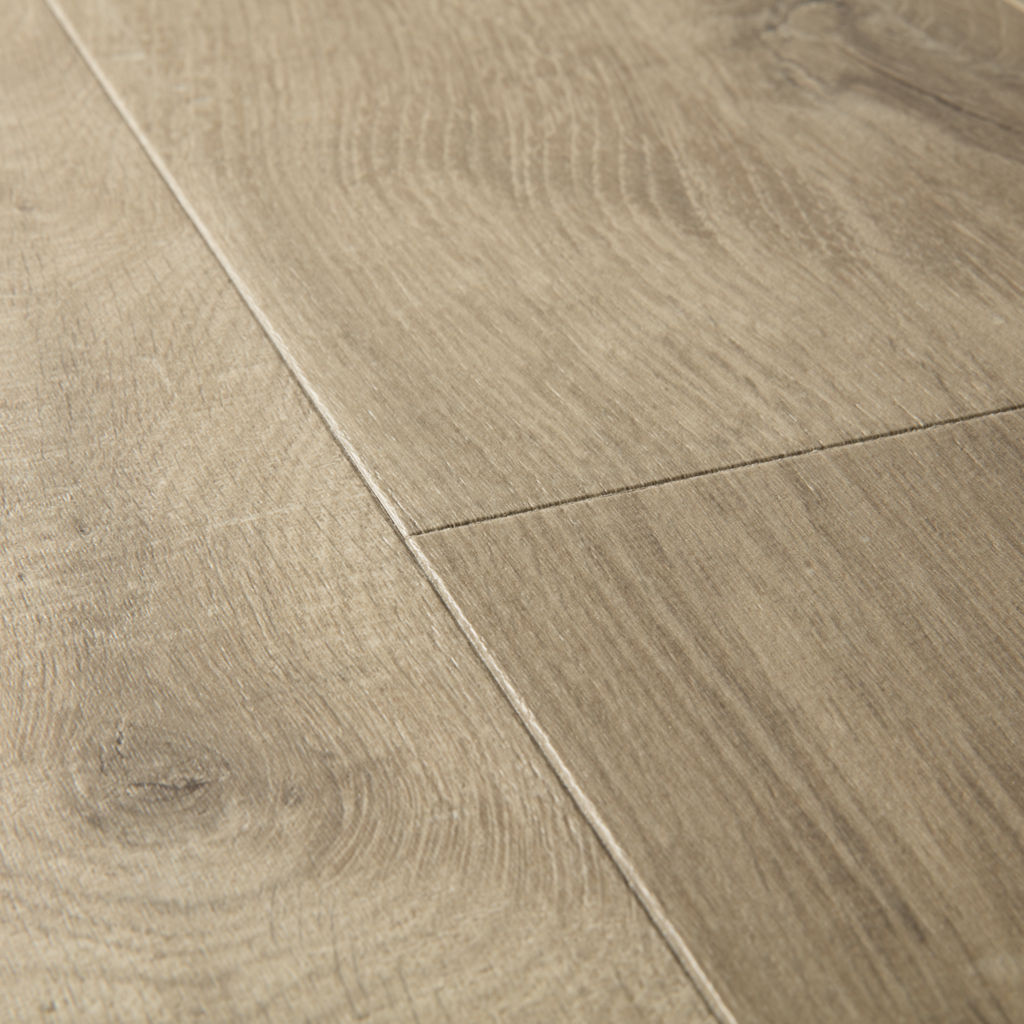 Quick-Step Impressive AC4/32 8 mm Roble Suave Marrón Claro IM3557 - detalle de la lama