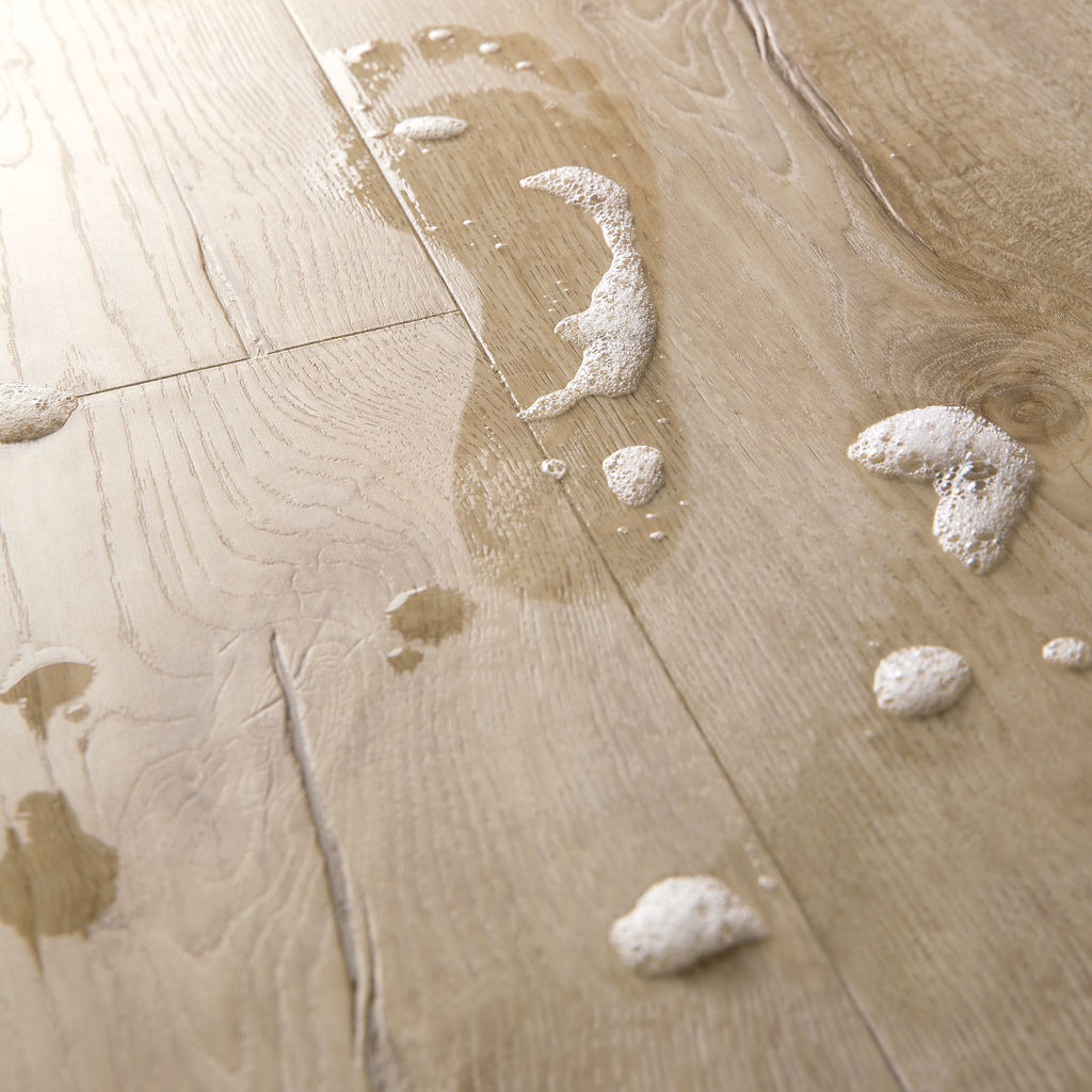 Quick-Step Impressive AC4/32 8 mm Roble Clásico Beige IM1847 - ambiente