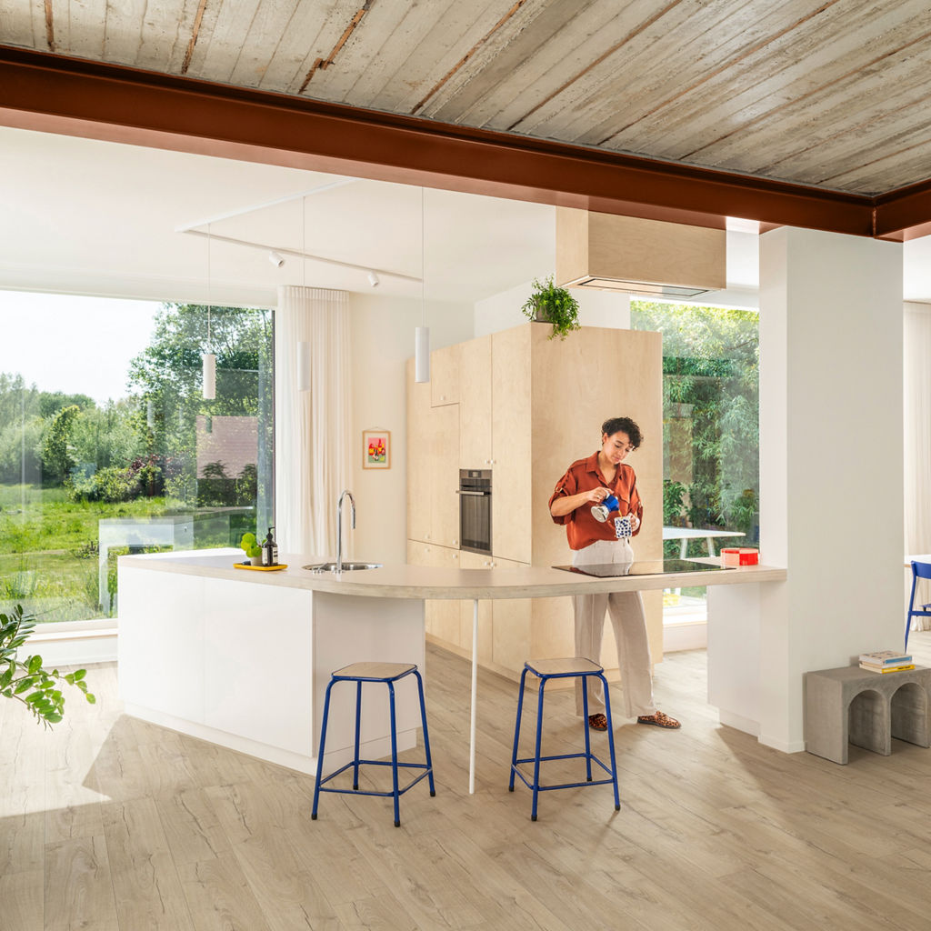 Quick-Step Impressive AC4/32 8 mm Roble Clásico Beige IM1847 - ambiente