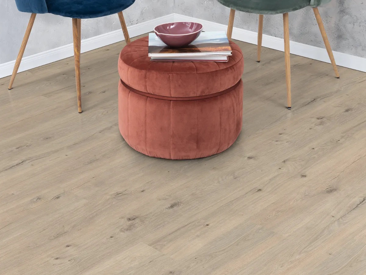 Egger NatureSense AC4/32 8 mm Classic Roble Murom EL2834 - ambiente