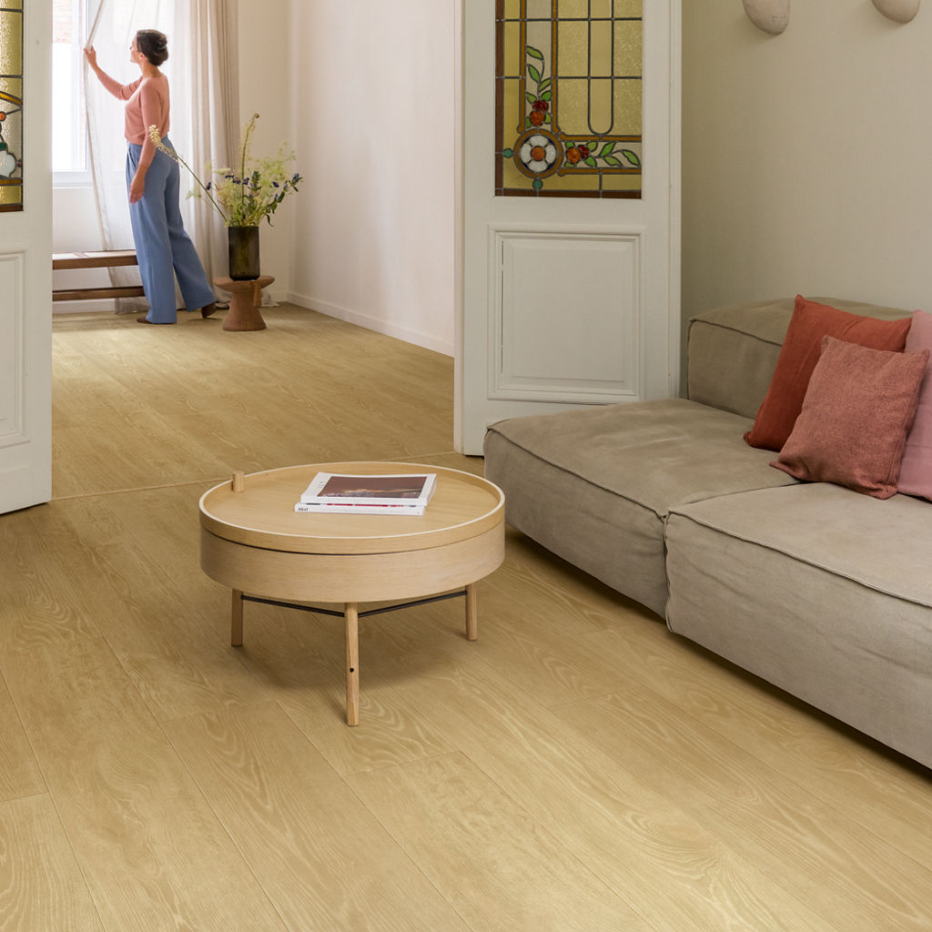 Quick-Step Majestic AC4/32 9,5 mm Roble Bosque Natural MJ3546 - ambiente