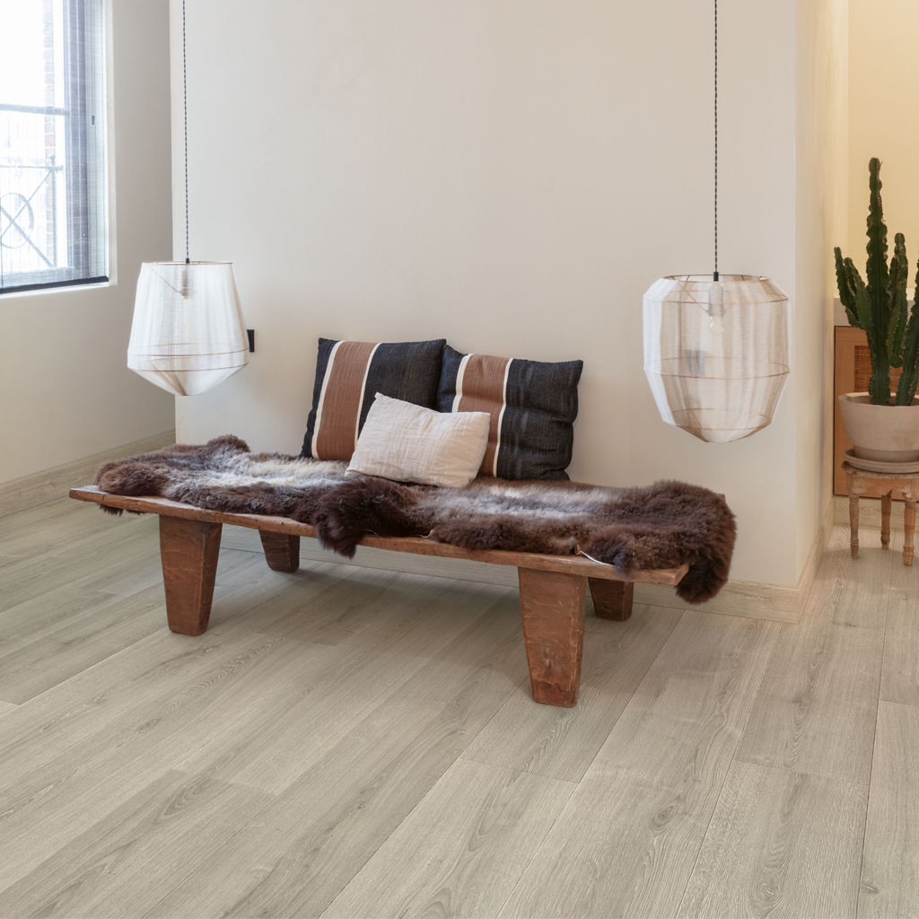 Quick-Step Capture AC4 9 mm Roble Gris Cepillado SIG4765 - ambiente
