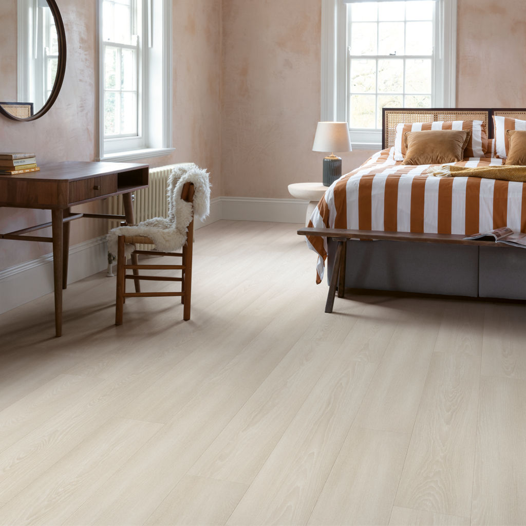 Quick-Step Capture AC4 9 mm Roble Premium Blanco SIG4757 - ambiente