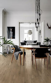 Kährs Beyond Retro Collection - Roble Frozen Hazelnut Strip