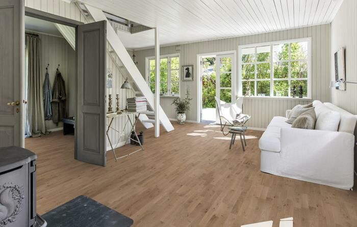 Kährs Beyond Retro Collection - Roble Frozen Hazelnut Strip