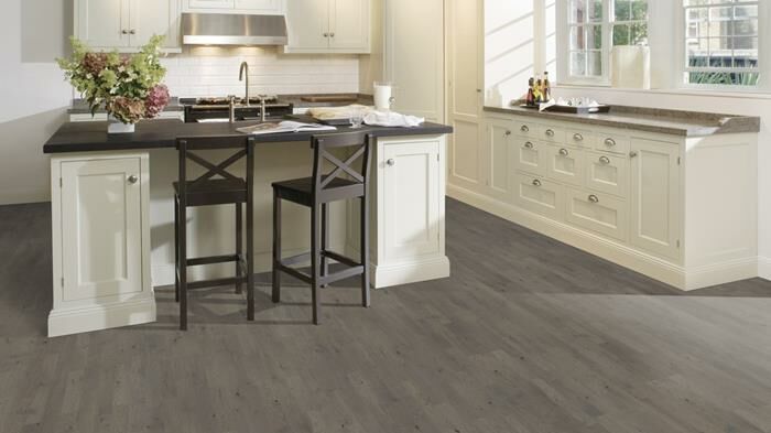 Kährs Beyond Retro Collection - Roble Pearl Grey Strip