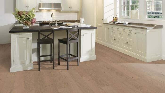 Kährs Beyond Retro Collection - Roble Frozen Hazelnut Plank