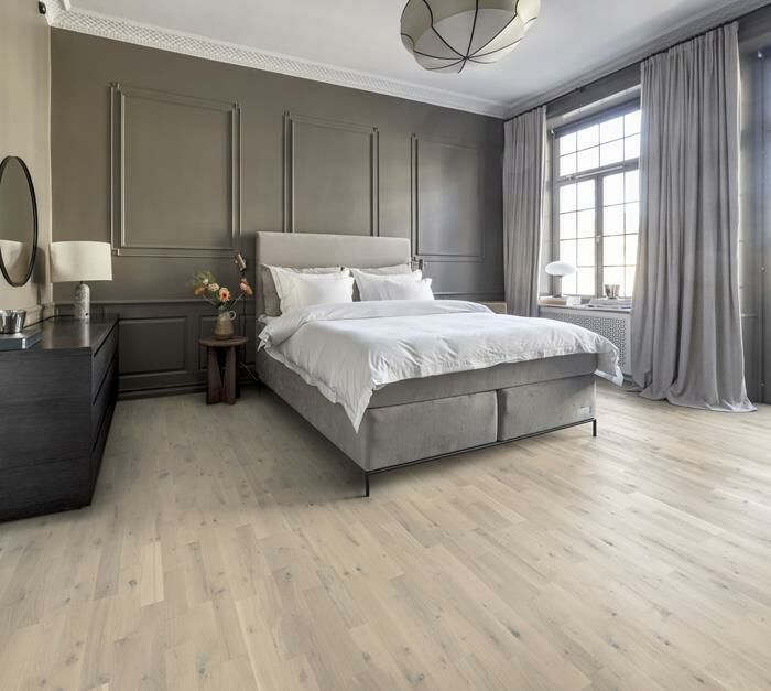 Kährs Beyond Retro Collection - Roble Loft White Strip
