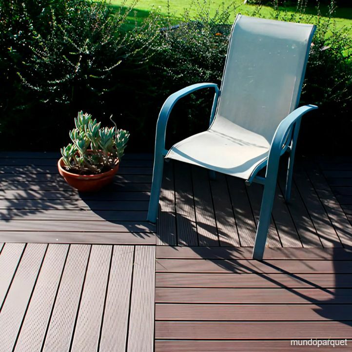 Baldosa de Composite 90x90 Durafloor — ambiente en terraza