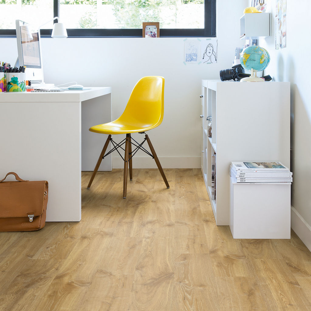 Quick-Step Creo Hydroseal AC4/32 Roble Natural Louisiana CRH3176 - ambiente