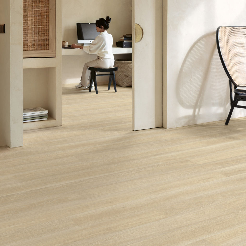 Quick-Step Eligna AC4/32 Roble Estado Beige EL3574 - ambiente