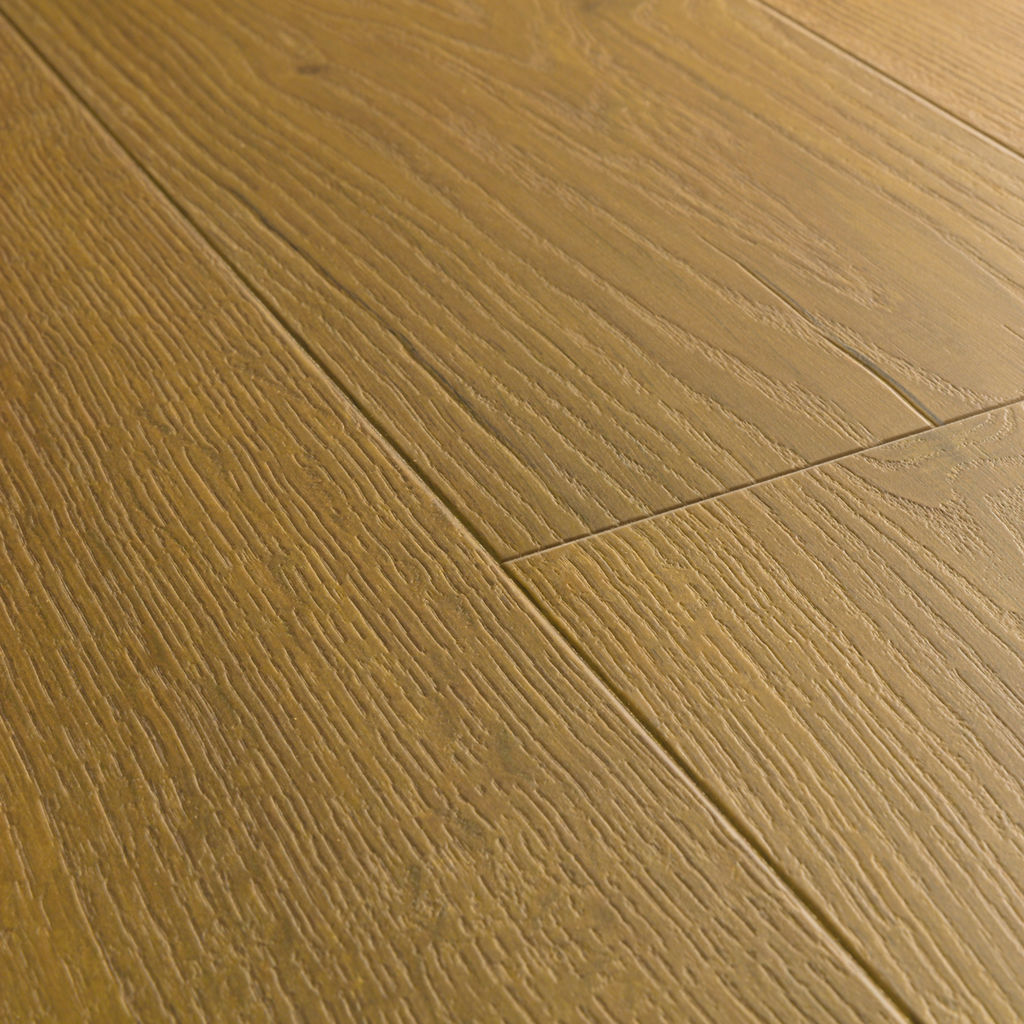 Quick-Step Impressive AC4/32 8 mm Roble Trufa IM8256 - detalle de la lama
