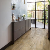 Quick-Step Impressive AC4/32 8 mm Roble Centeno IM8257