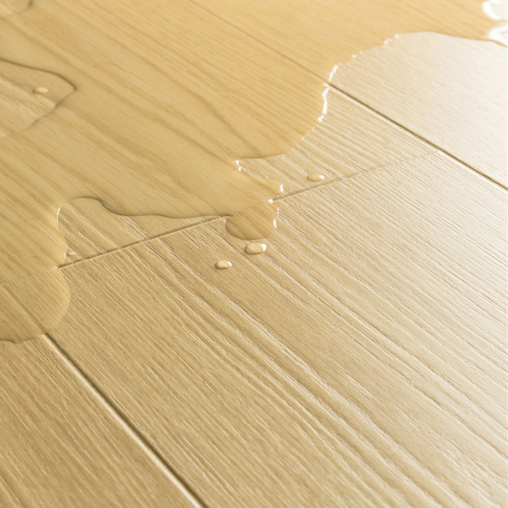 Quick-Step Impressive AC4/32 8 mm Roble Duna IM8259 - detalle de la lama