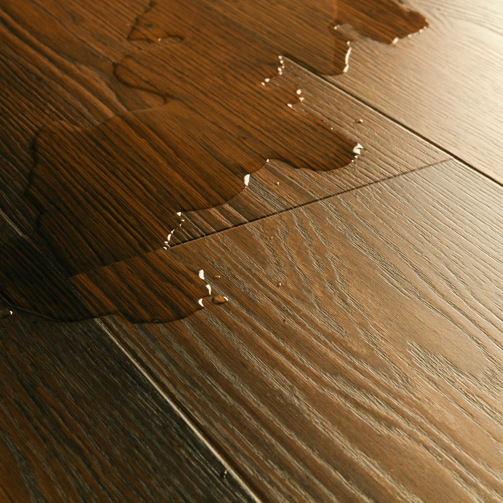 Quick-Step Impressive AC4/32 8 mm Roble Ahumado IM8261 - detalle de la lama