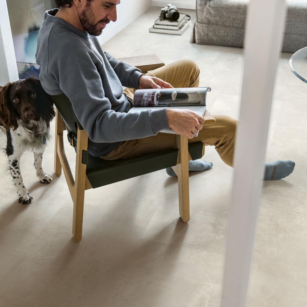 Suelo Laminado Quick-Step Muse Hormigón Moteado MUS5491 - ambiente
