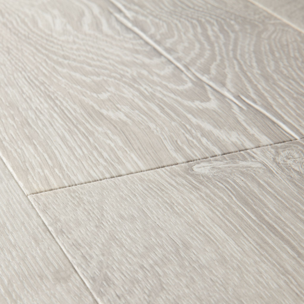 Quick-Step Impressive AC4/32 8 mm Roble Clásico Gris con Pátina IM3560 - detalle de la lama