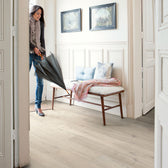 Quick-Step Impressive AC4/32 8 mm Roble Suave IM1854
