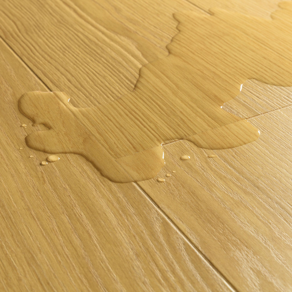 Quick-Step Impressive Ultra AC5/33 12 mm Roble Bourbon IMU8260 - detalle de la lama