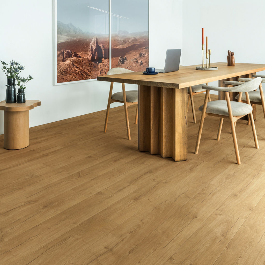 Quick-Step Impressive Ultra AC5/33 12 mm Roble Clásico Natural IMU1848 - ambiente