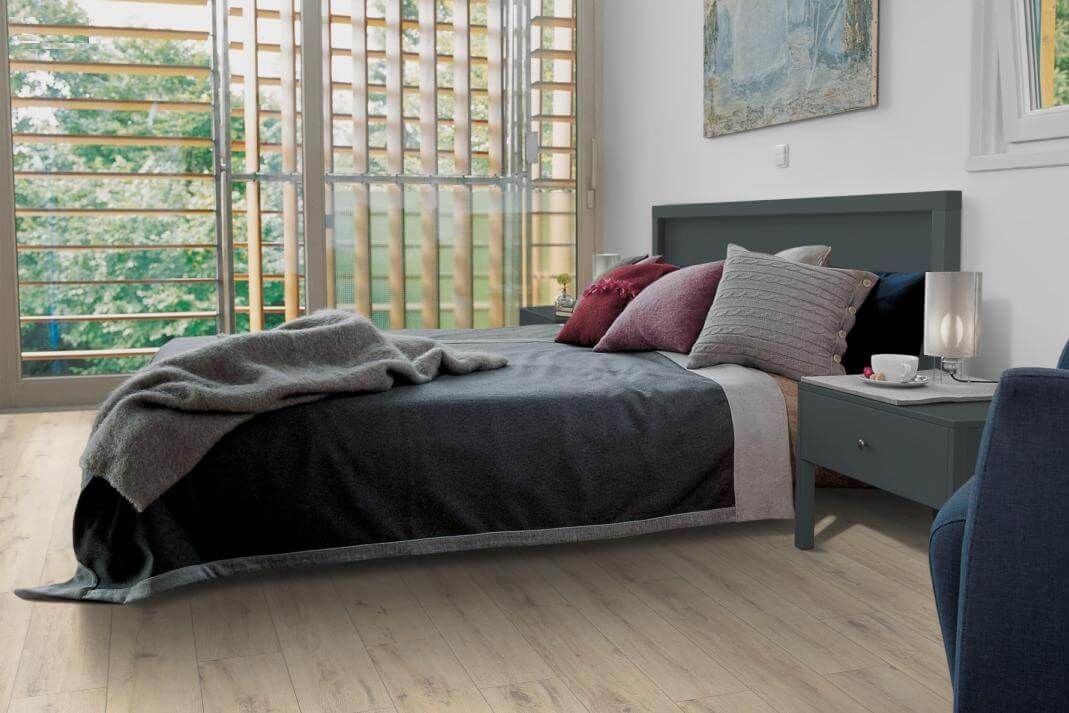 Egger Home AC4/32 8 mm Roble Parquet EHL039 - 4V