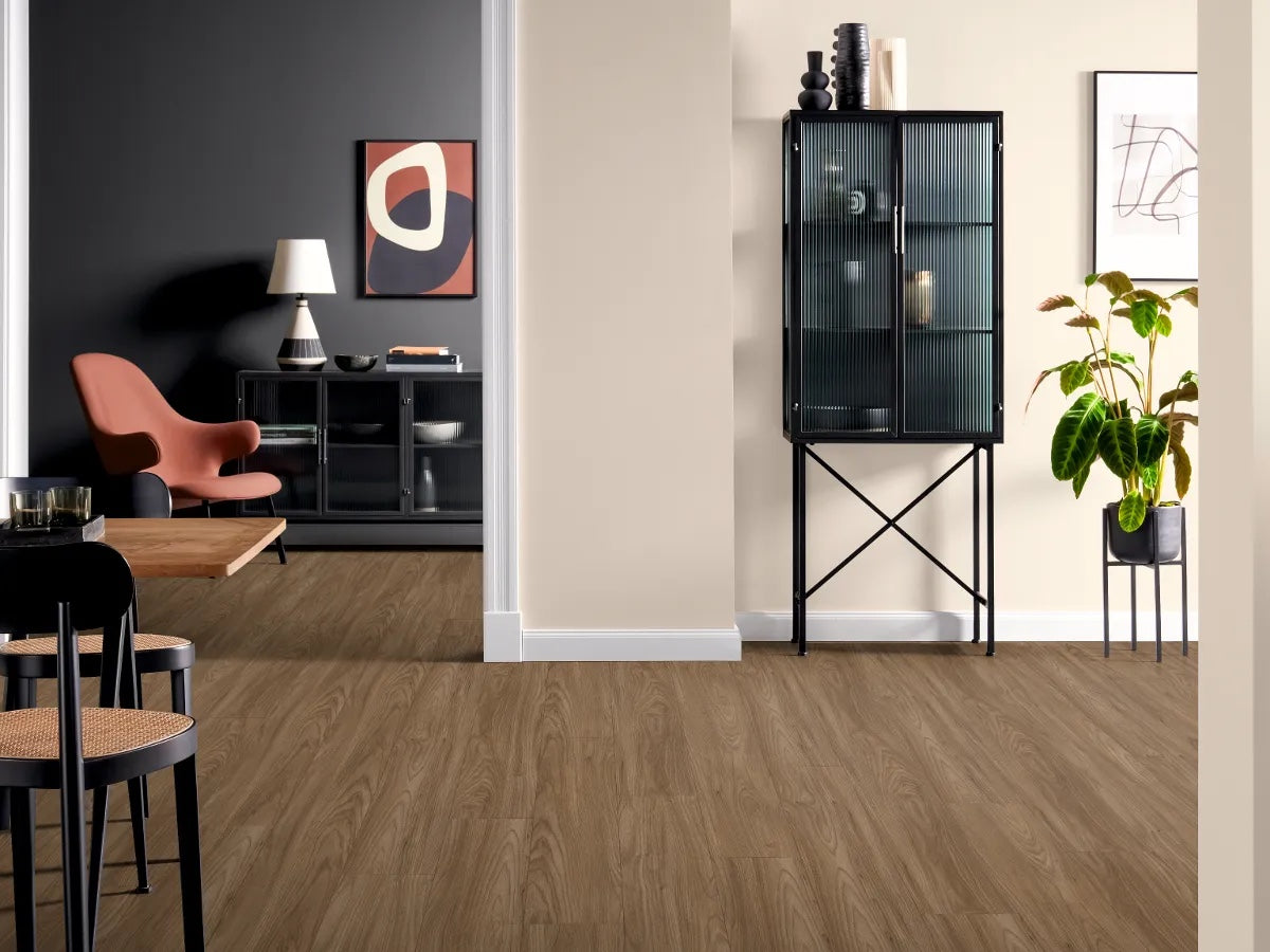 Egger NatureSense AC5/33 8 mm Classic Acacia Sheffield Marrón EL2526 - ambiente