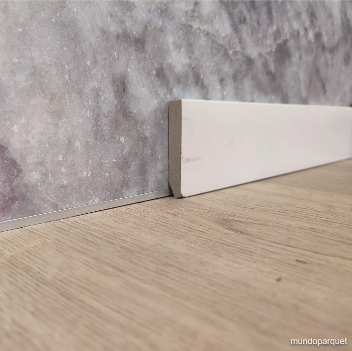 Rodapié PVC Blanco de 70x15 mm