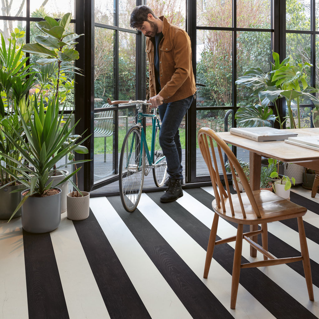 Quick-Step Capture AC4 9 mm Roble Negro Pintado SIG4755 - ambiente