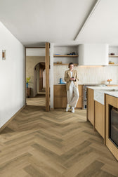 Quick-Step Impressive Design AC4/32 8 mm Roble Carbón Espiga IMD8245
