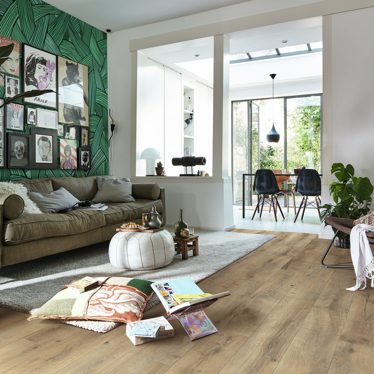 Ambiente decorado con el suelo laminado MeisterDesign LD 150 Roble Agrietado Terra