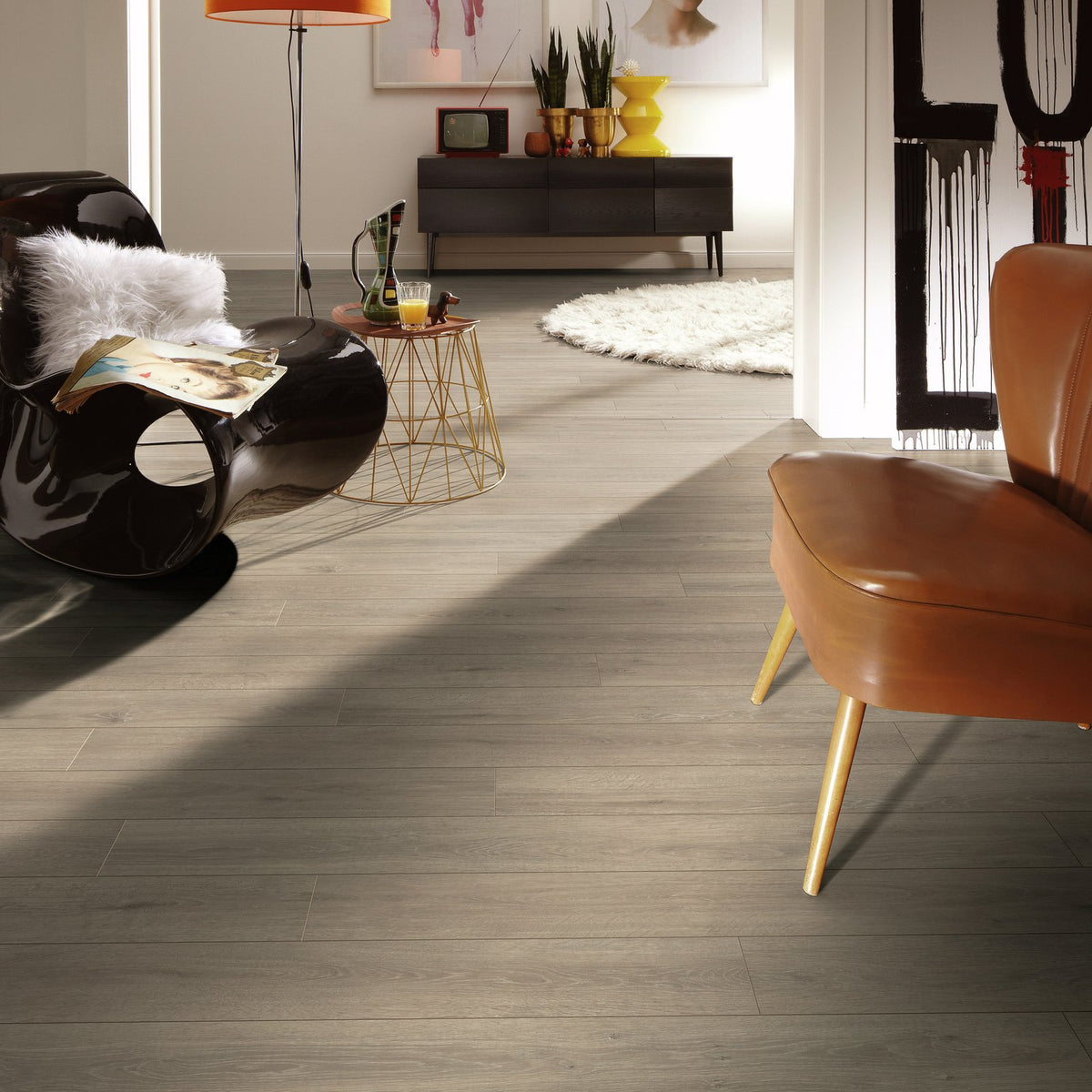 Ambiente decorado con el suelo laminado MeisterDesign LD 150 Roble Habanera