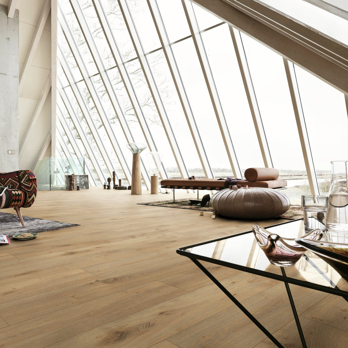 Ambiente decorado con el suelo laminado MeisterDesign LL 250 Roble Dakar