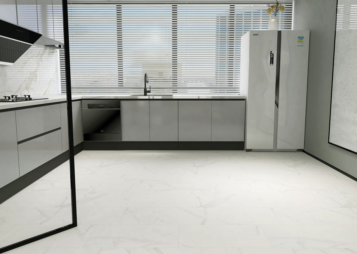 Suelo SPC Materia Marble Cristal en una cocina